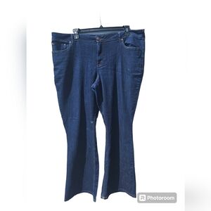 Maurice's Jean Size 22